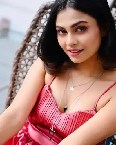 Call Girls Service in Lakhani